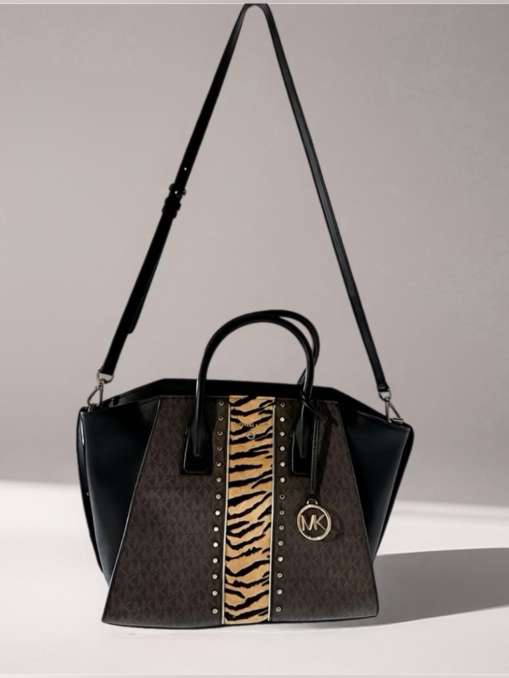 Michael Kors Black and Brown Tote with Animal Print Tiger - Picture 3 of 8